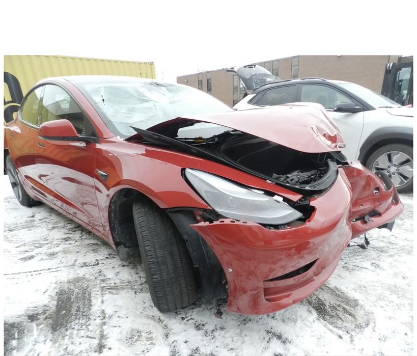 Tesla model 3 2022 60 kwt RWD запчастини разборка