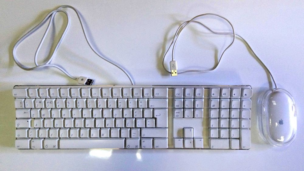 iMac 20'  (imac8.1) A1224 4Gb C2D 3.06Ghz