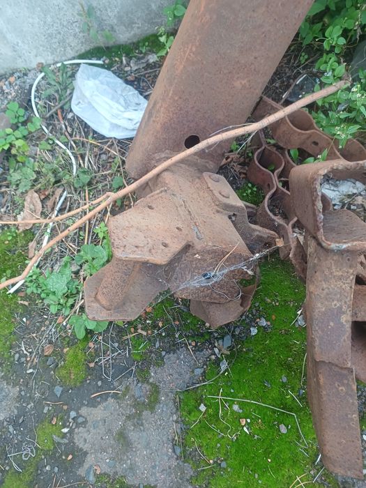 Продам раму і 2 платформи 2ПТС-4