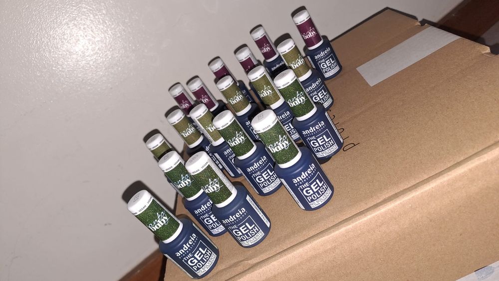 Vernizes de gel Andreia Profissional Santa Baby
Santa Baby da Andreia