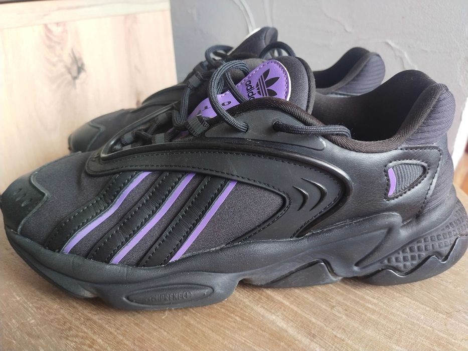 Sneakersy Adidas Oztral 40 2/3