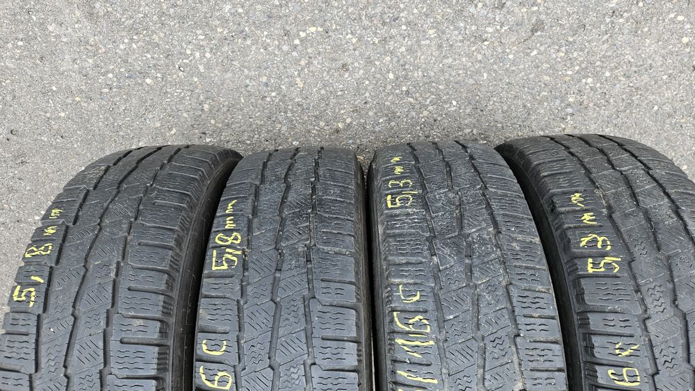 Opony zimowe  215.65.16 C Michelin
