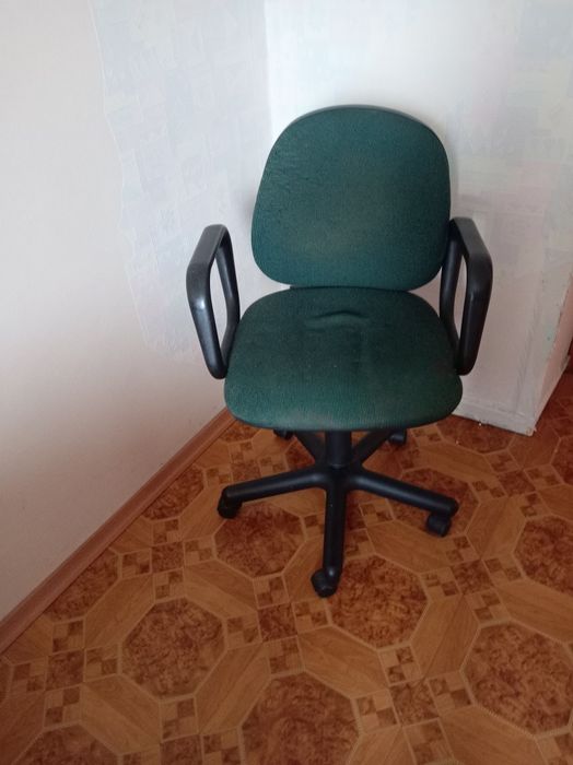 Стул для офиса или дома