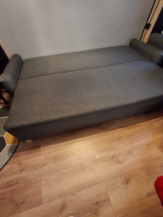 Trzyosobowa kanapa z funkcja spania