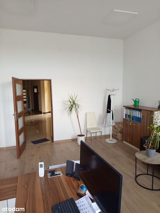 Do wynajęcia lokal przy Urzędzie - 25 m2- dostępny od 01.10.26