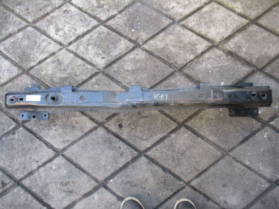 Reforço do pára choques frente Peugeot 1007