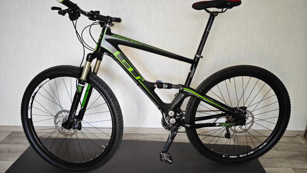 Карбоновий GT Zaskar Elite 29 на осях