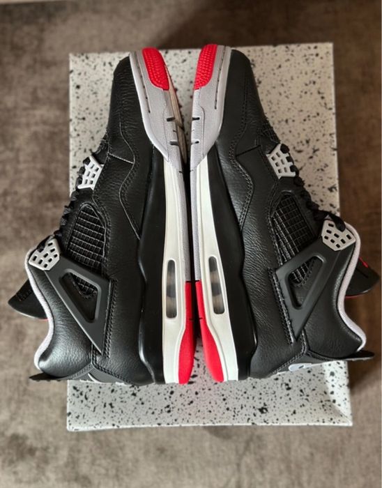 Nike Air jordan 4 "Bred Reimagined"
