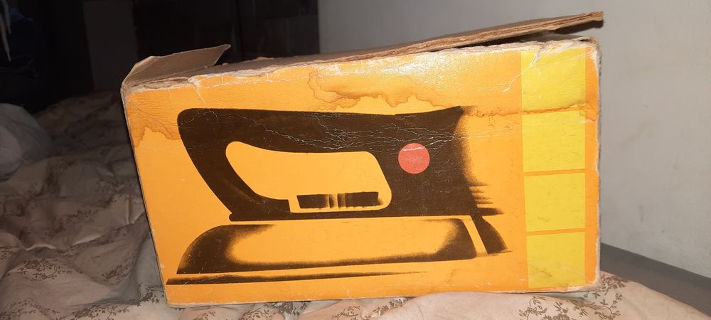 Żelazko firmy predom z roku 1976