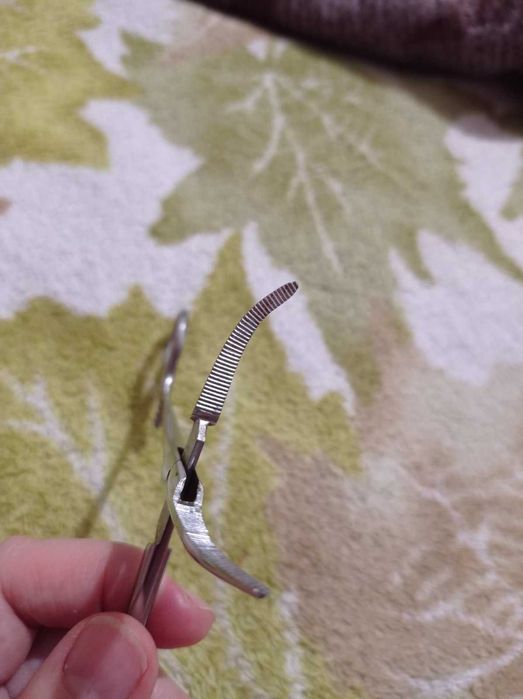 новый медицинский зажим ножницы