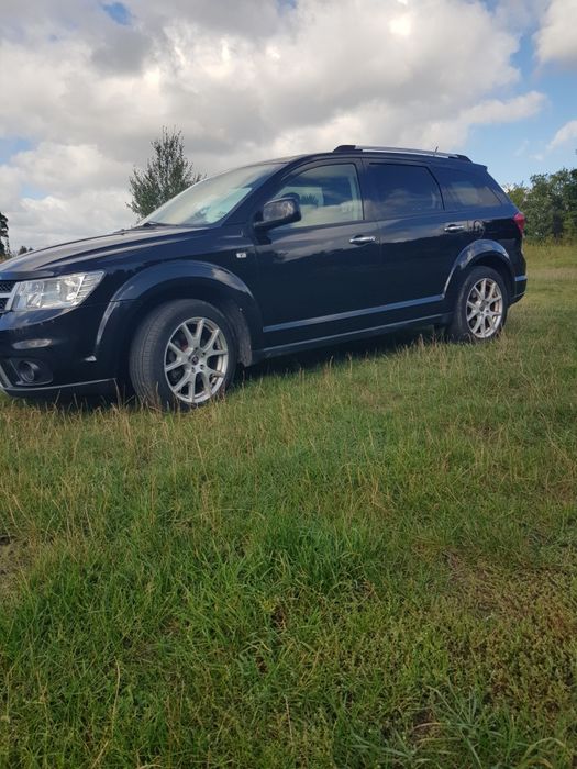 Fiat freemont 2.0jtd 7 os 4x4najbogatsza wersja