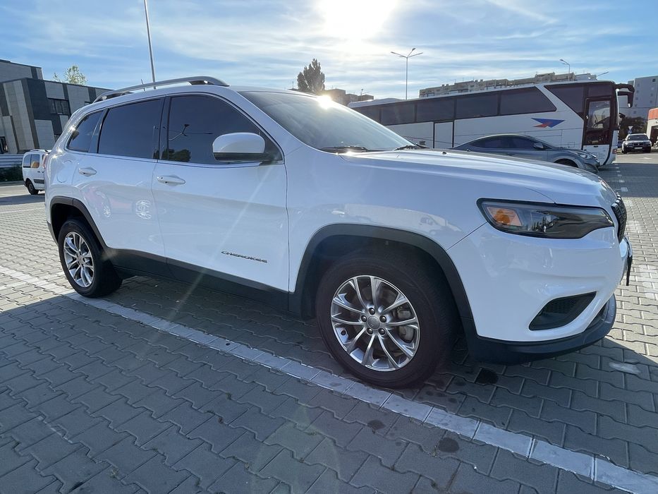 Jeep Cherokee 2018  (FL)/KL  3.2 АТ  271 к.с. Latitude Plus