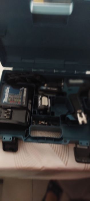 Máquina de parafusos makita 12v