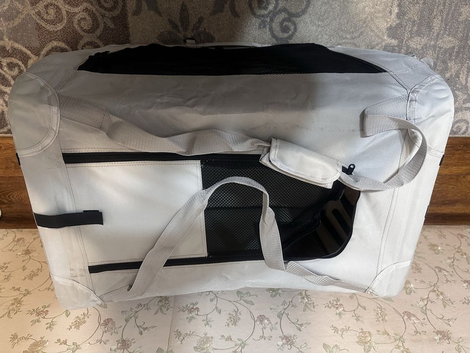 Переноска для собак и кошек