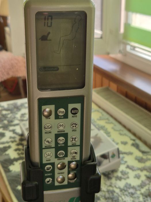 Продам массажное кресло Relax  бу в идеальном состоянии