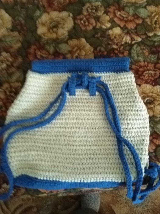 Женские рюкзаки вязаные