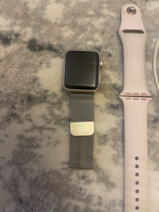 Продаю смарт годинник Аpple Watch Series 3  38 mm, б/в