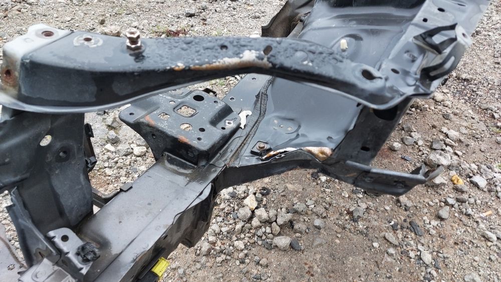 Toyota Camry 40 четверть передняя левая лонжерон стакан стойка