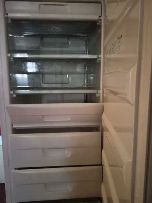 Морозильная камера Snaige