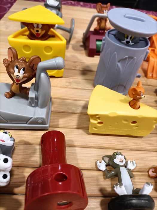Lote de 14 figuras tom and jerry