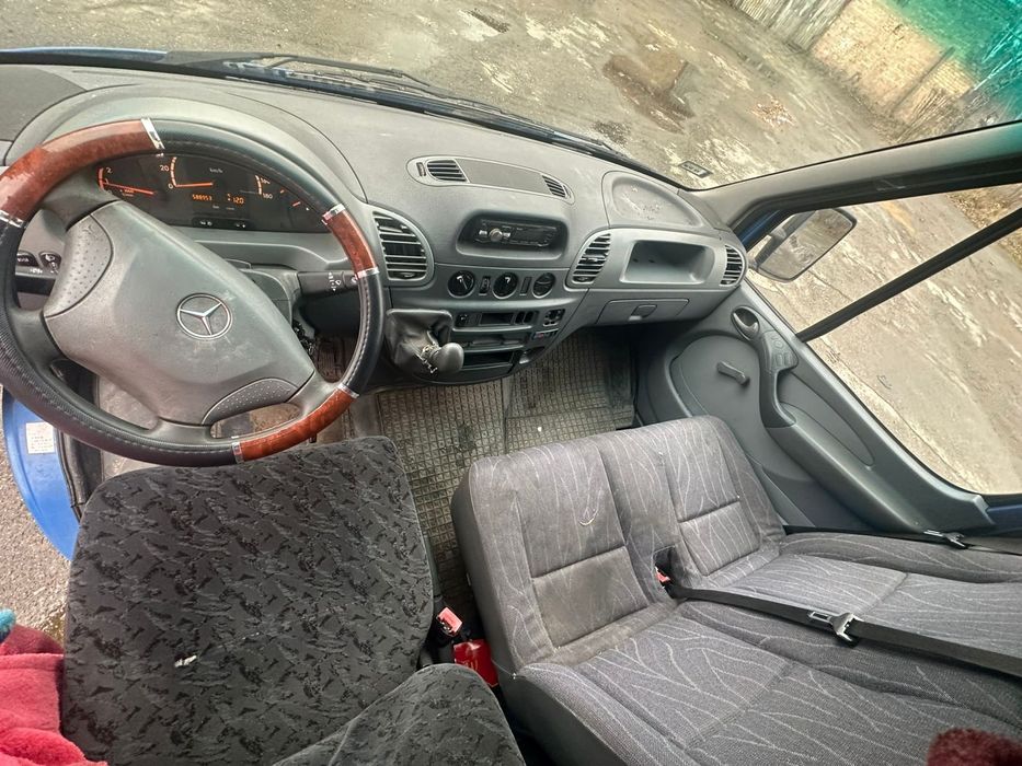 Mercedes Benz Sprinter 313