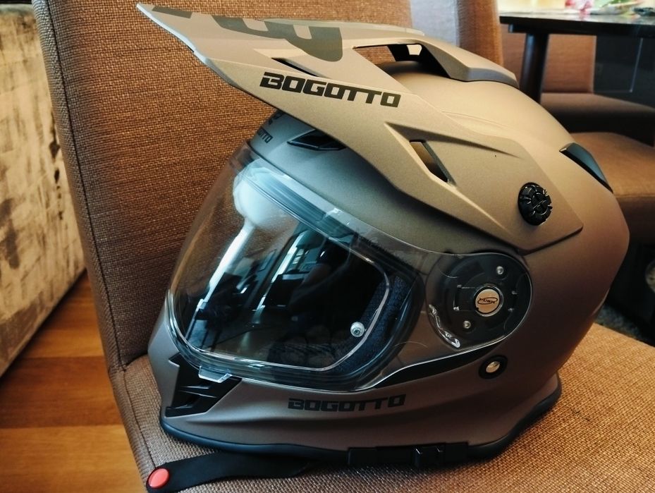 Capacete Bogotto Dual Sport Trail