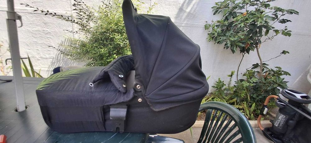 Carrinho trio chicco