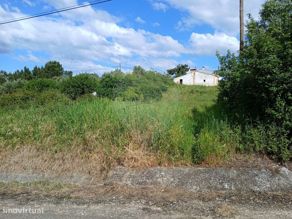 Moradia T0 para venda — Asseiceira, Santarém
