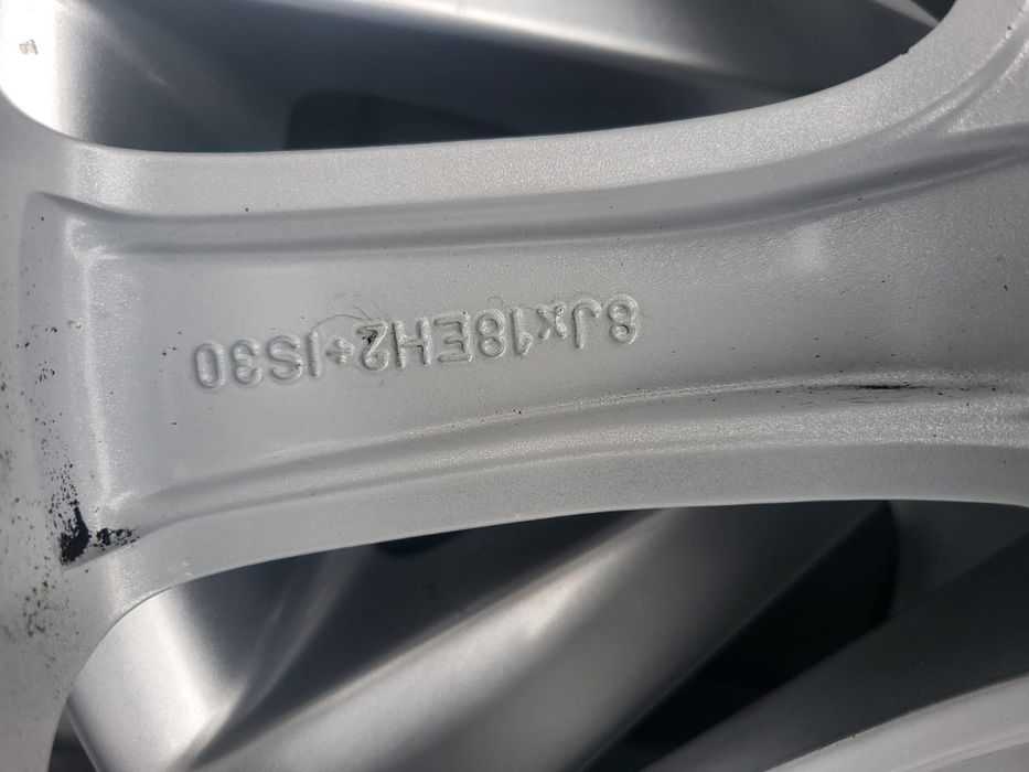Felgi 8Jx18" 5x120 ET30  BMW F10 F30 F20 E60 E90 X1 X3 X5 E70 F25 E84