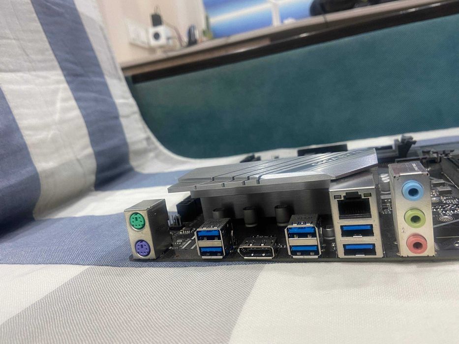 Комплект Материнська плата Gigabyte Z590D + I5-10400f 2.9Гц