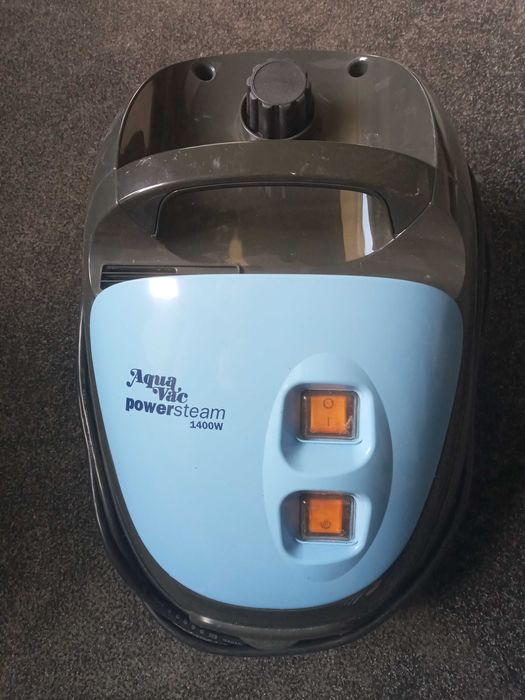 Паровий пилосос.