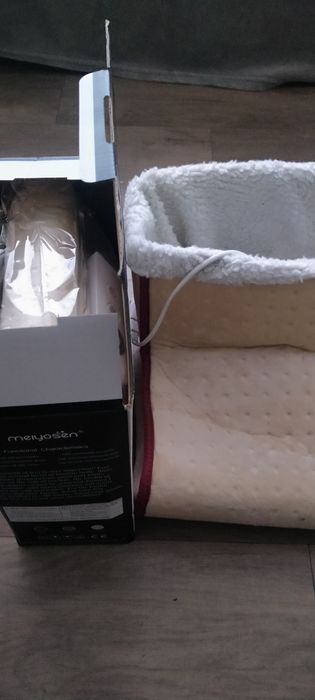 Грелка для ног электрическа..