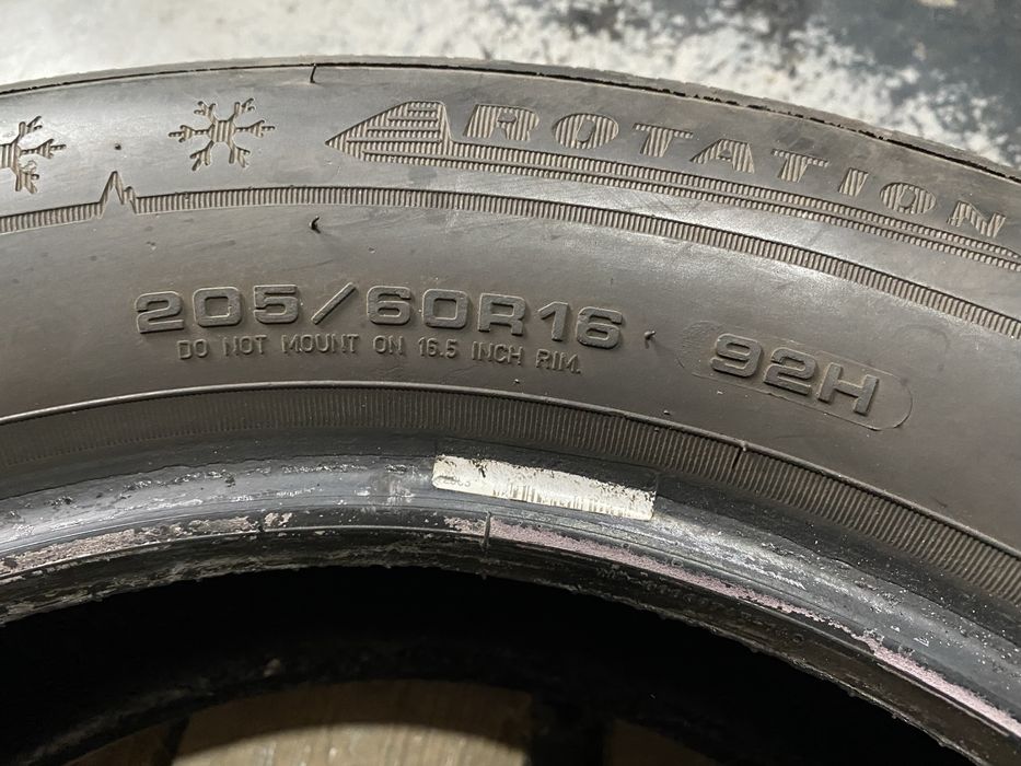4шт 80% 205/60R16 Dunlop Winter Sport5
