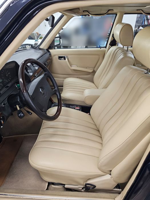Daimler Mercedes-Benz w123 300D Automatico