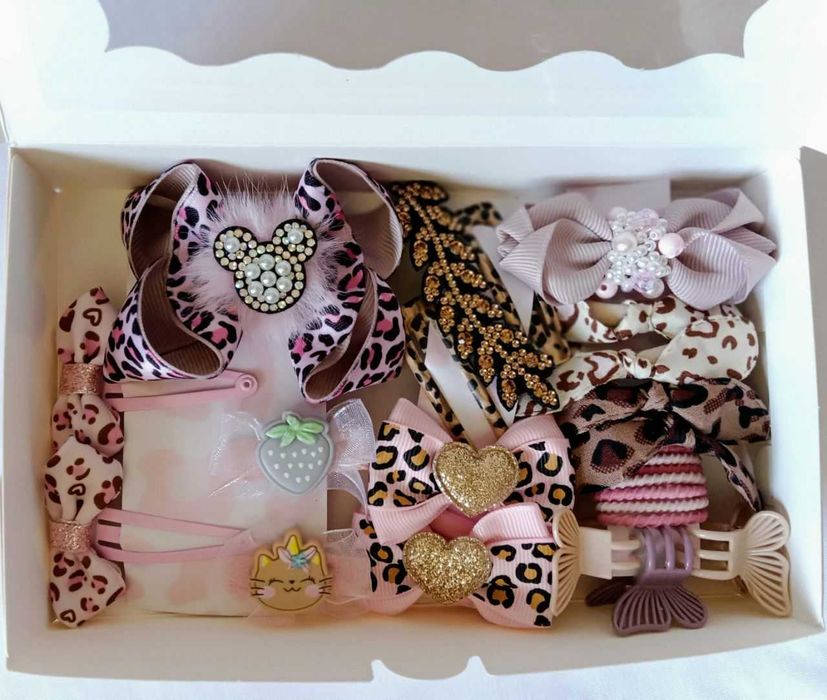 Zestaw dla dziewczynki spinki gumki ozdoby do włosów