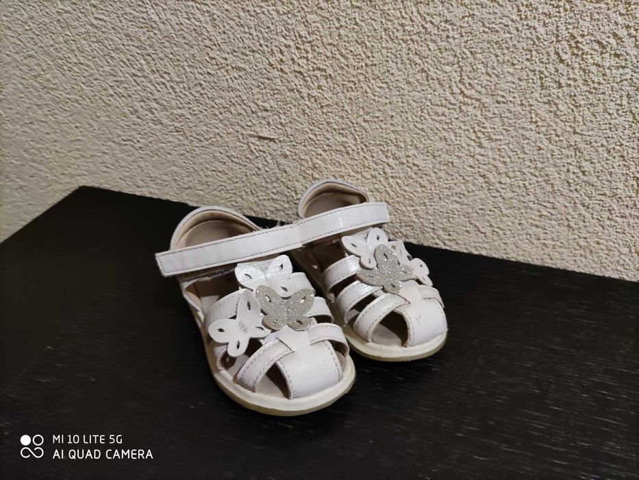 Sandálias n 20 marca  Bepie como novas  -5€