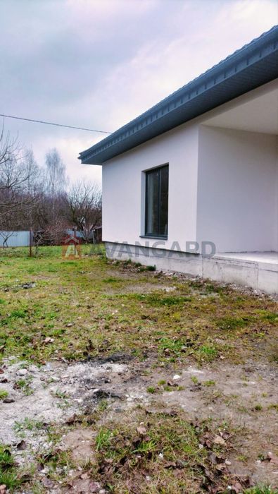 Продаж будинку в с.Зимна Вода