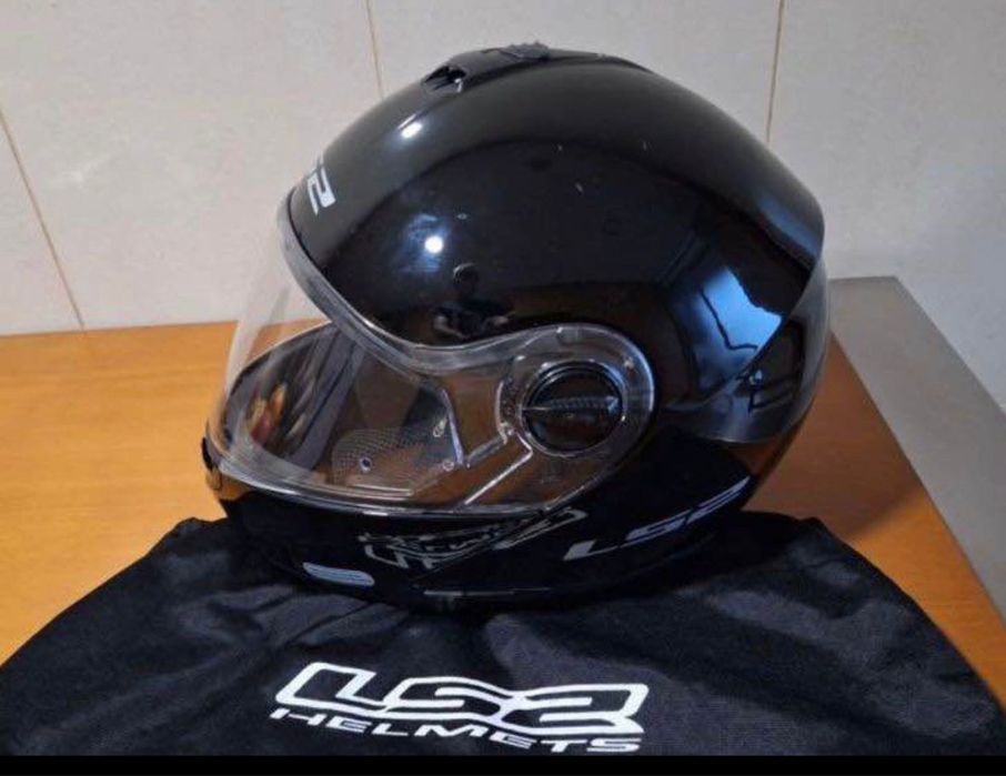 Vendo capacete novo