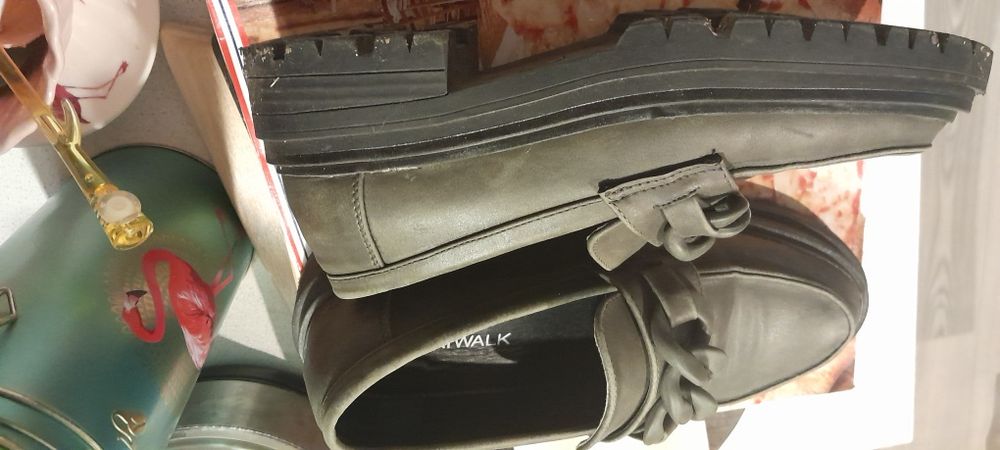 Półbuty damskie khaki