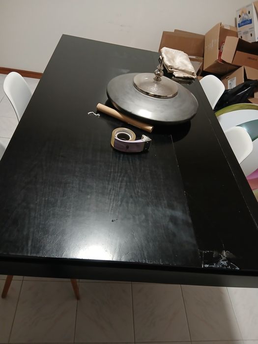 Mesa Jantar extensivel com faqueiro