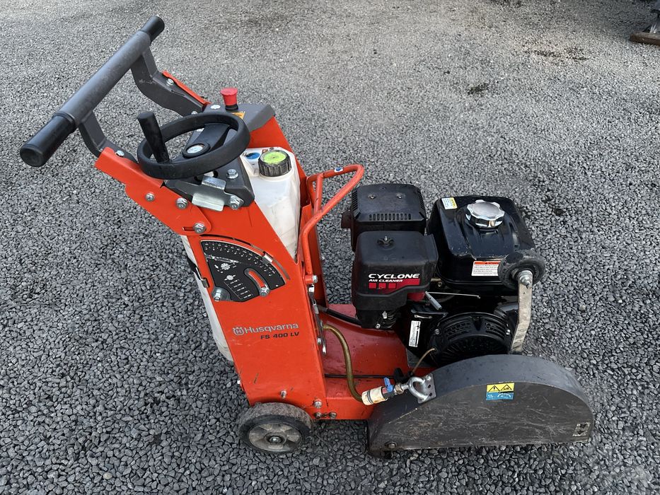 Przycinarka jezdna tarczowa Husqvarna