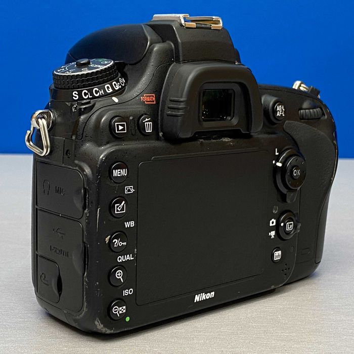 Nikon D610 (Corpo) - 24.3MP