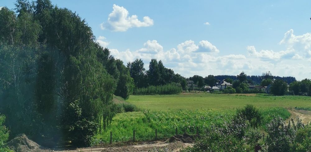 Продам власну земельну ділянку під забудову.