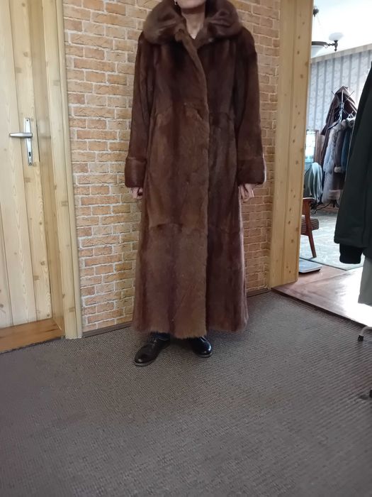 Futro długie z dzikich norek Piękne!!!