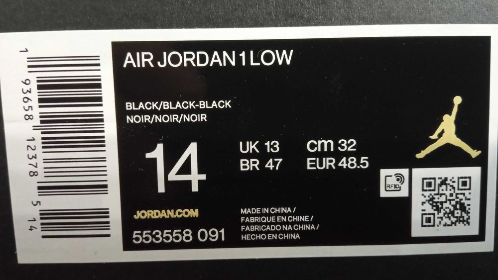 48,5 Buty Nike Air Jordan 1 Low Triple Black