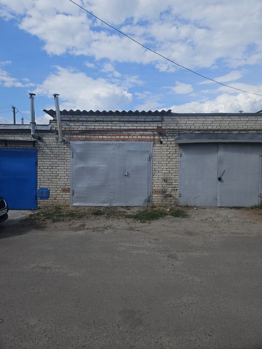 Гараж на Ковпака(Україна-2)
