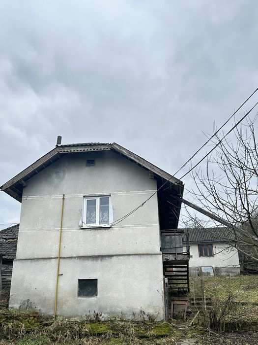 Продам будинок та ділянку
