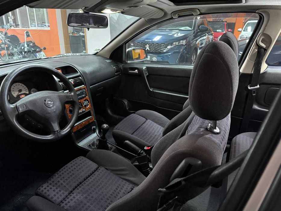OPEL ASTRA 2.0 DTI SPORT NACIONAL