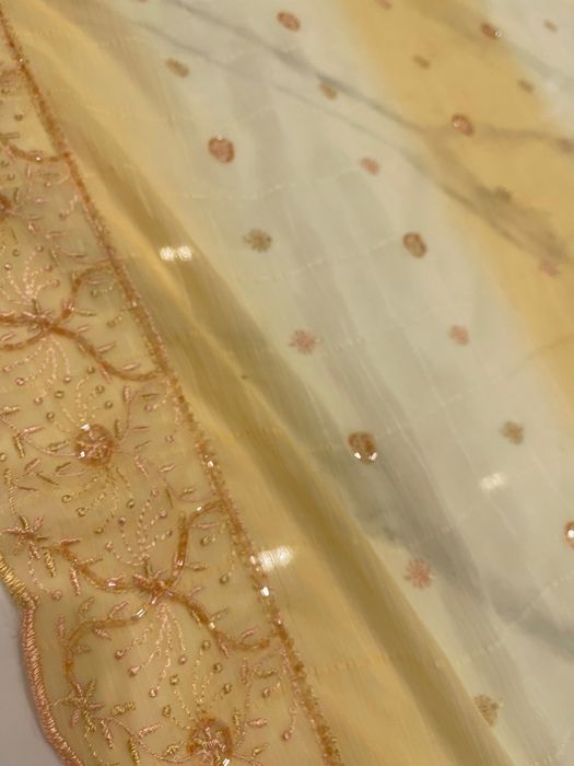 Вишита тканина тюль штора розшита бісером