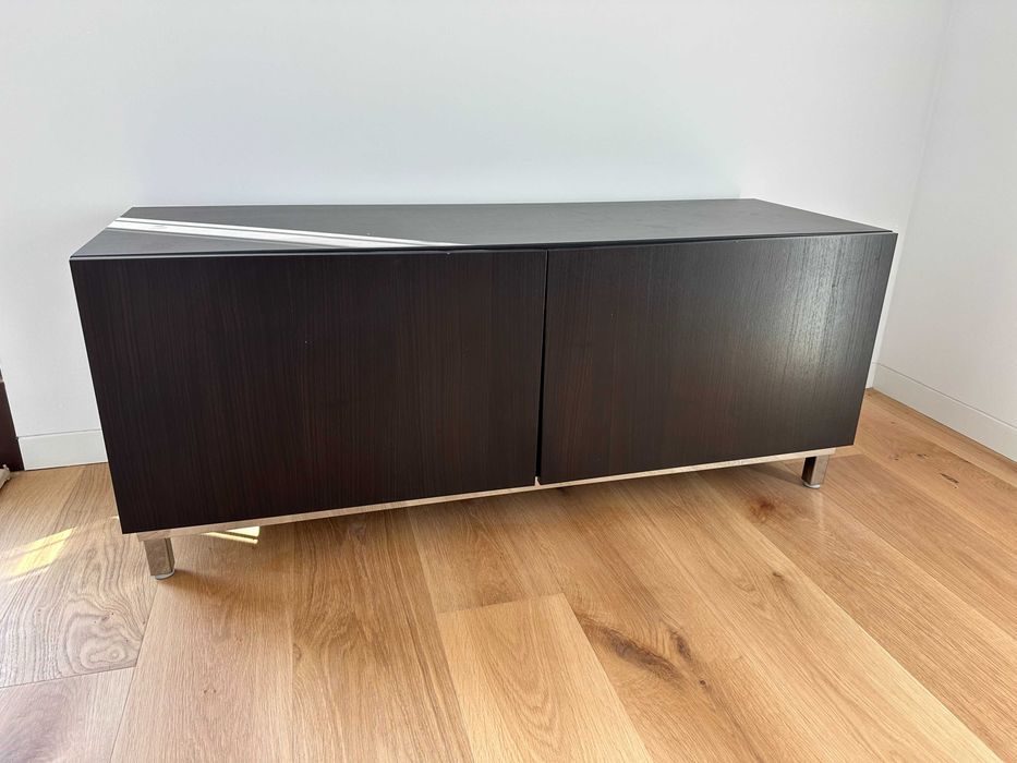 Móveis (2) TV prateleiras e gavetas